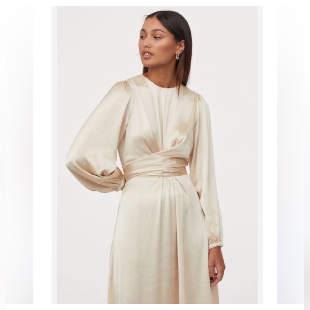H&M Cream Long Sleeve Dress